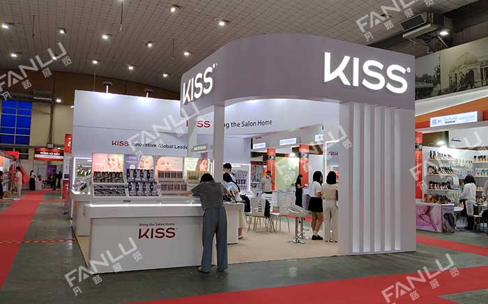 越南美容展KISS展臺(tái)搭建